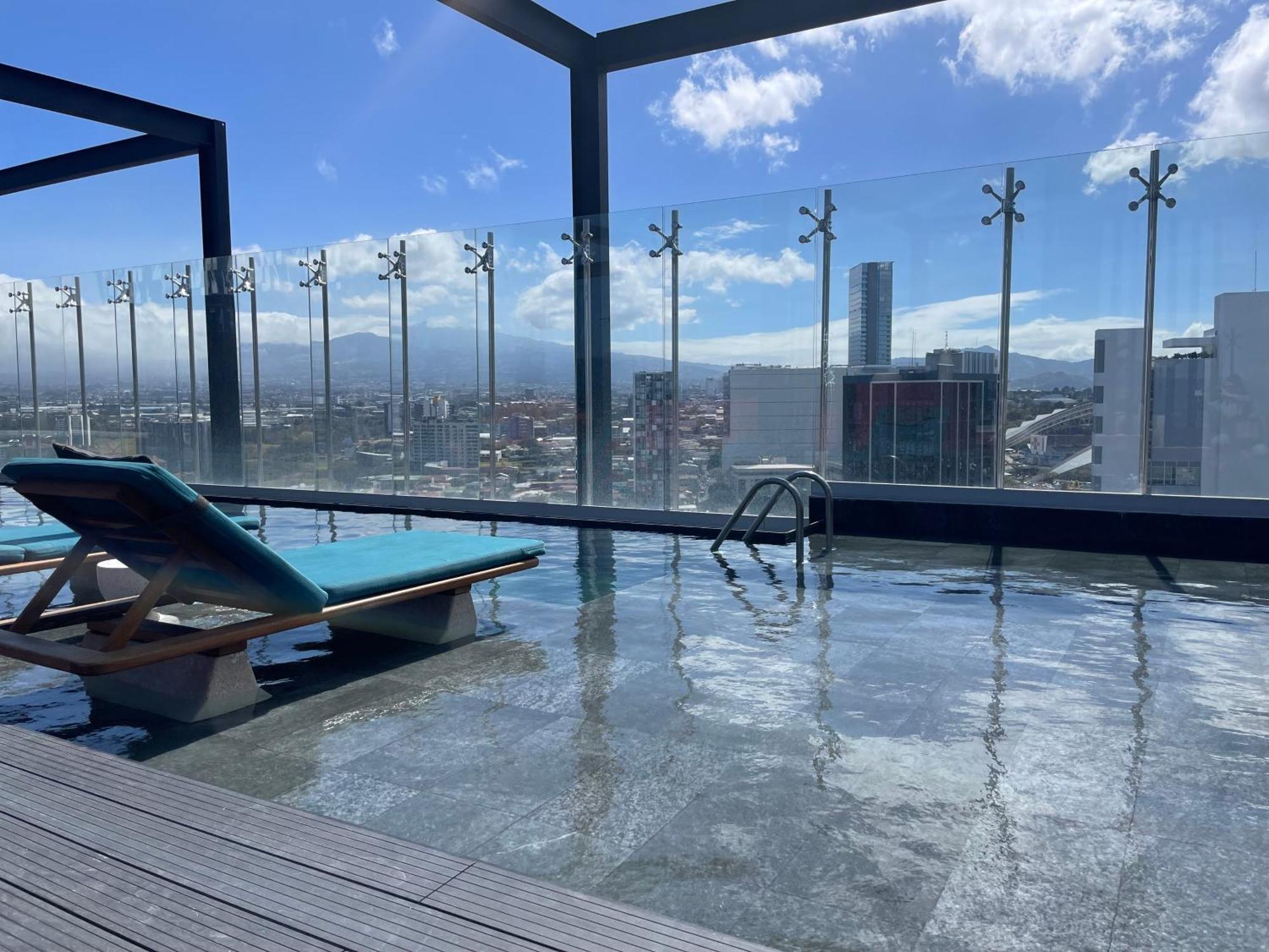 Skygarden Nunciatura Luxury Apartment #705 サンホセ エクステリア 写真